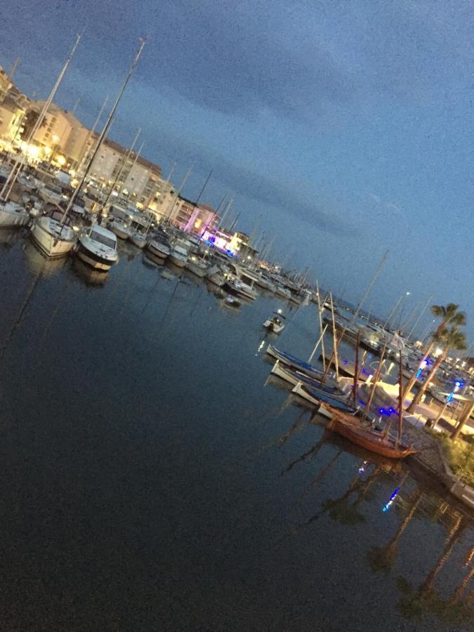 Merazur Frejus Luaran gambar